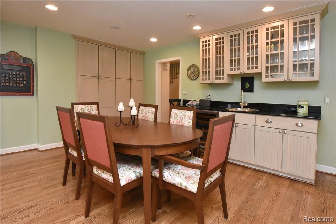 32135 Bingham Road Franklin, MI 48025 - Photo 18 of 47 Bing ham 32135_17.JPG
