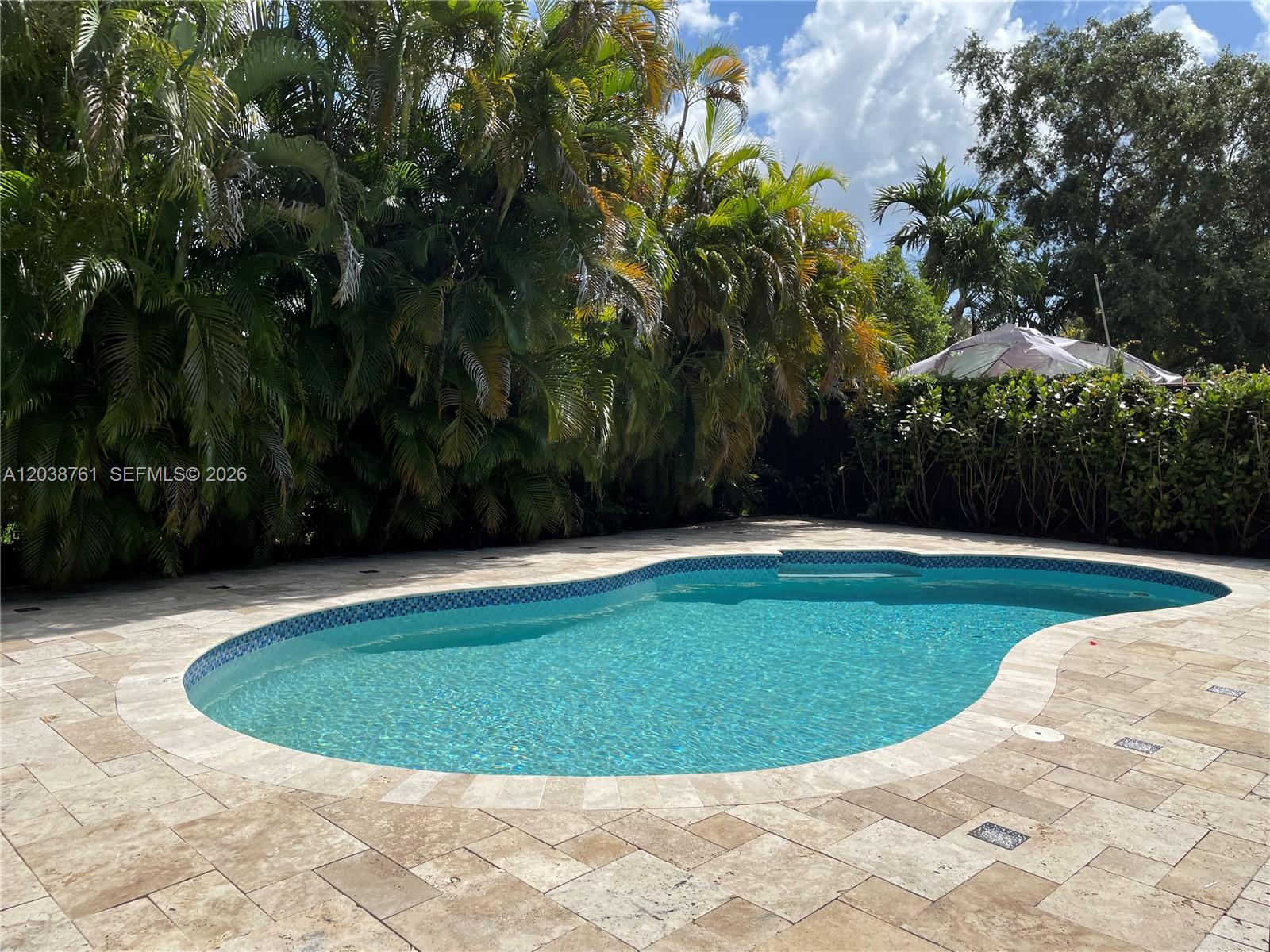 6129 Southwest 28th Street Miami, FL 33155 - Photo 16 of 19