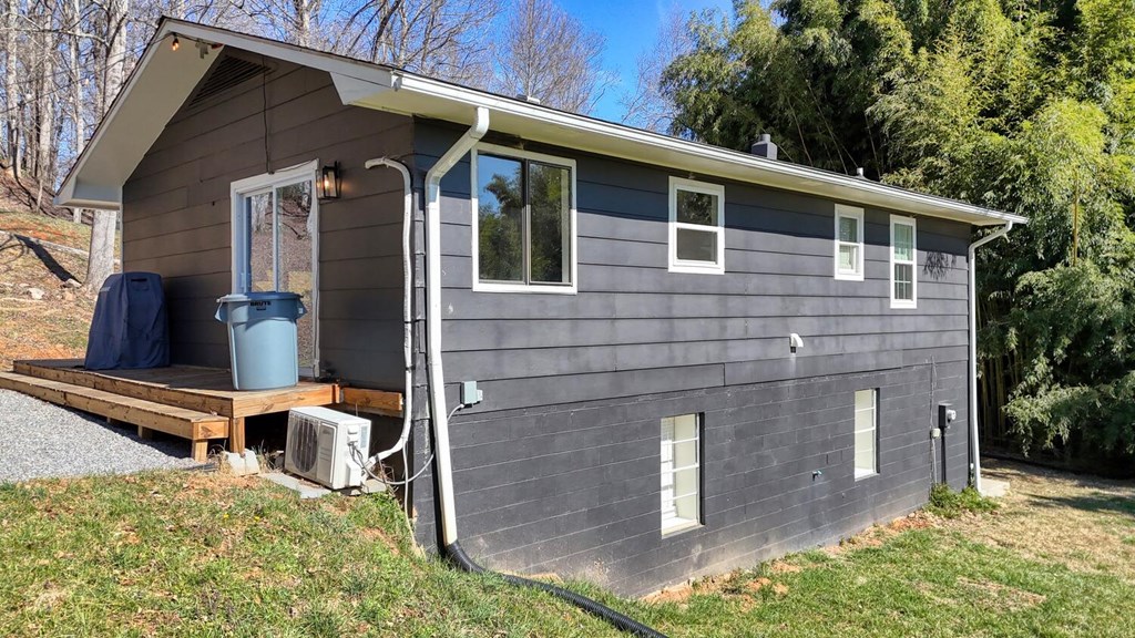 260 Moore View Homes Road Hayesville, NC 28904 - Photo 8 of 55