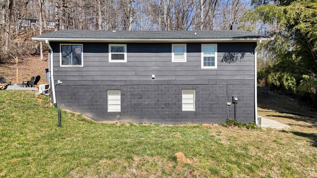 260 Moore View Homes Road Hayesville, NC 28904 - Photo 10 of 55