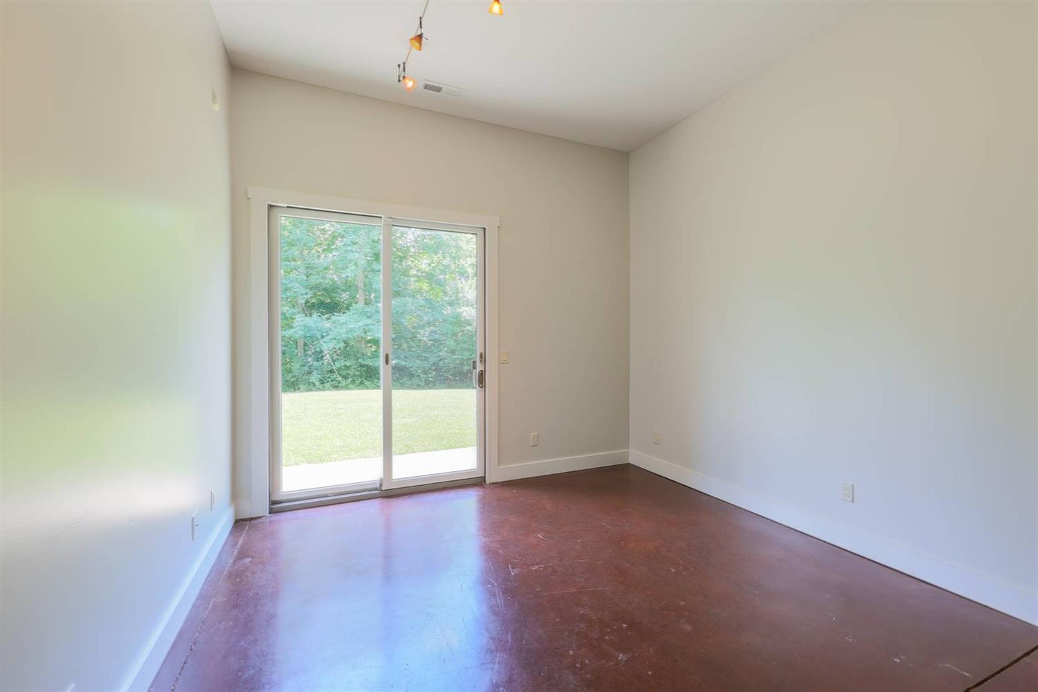 942 Golden Path Cincinnati, OH 45245 - Photo 22 of 50