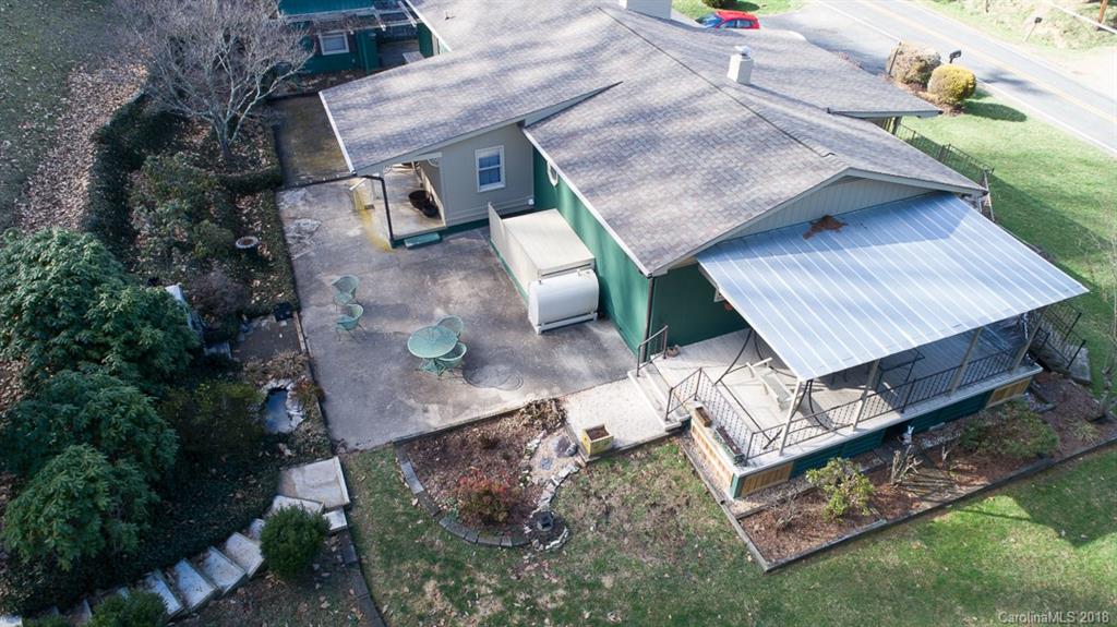 303 Chambers Road Waynesville, NC 28786 - Photo 2 of 24