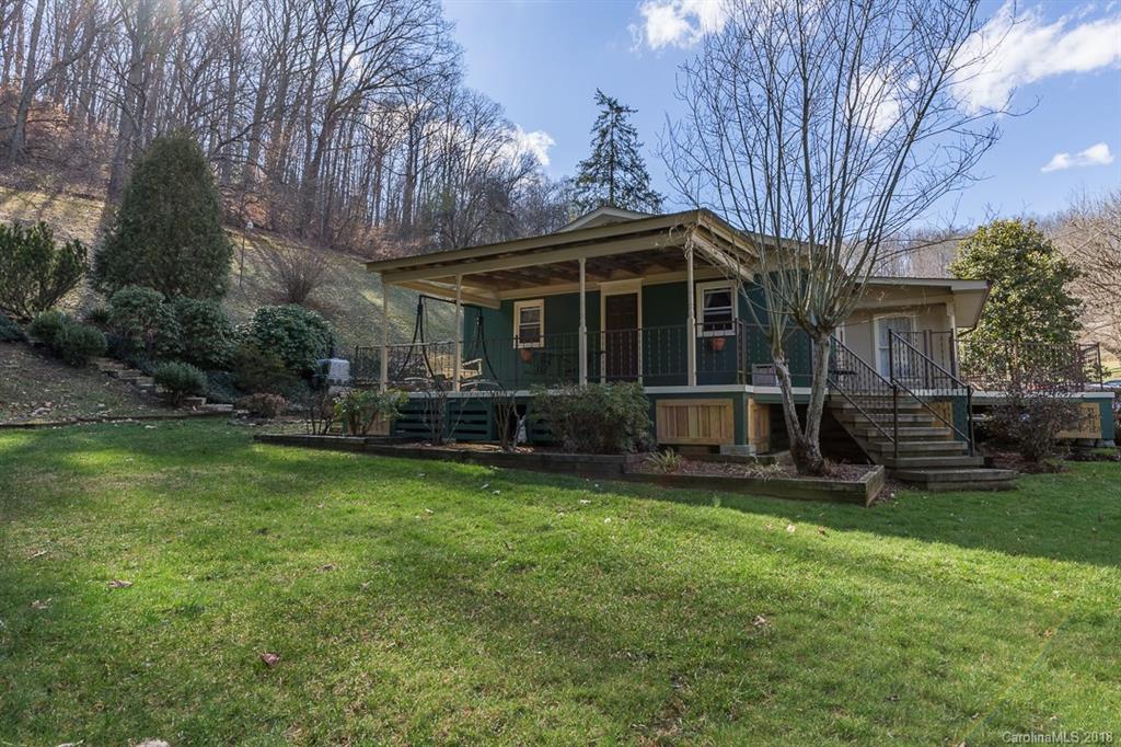 303 Chambers Road Waynesville, NC 28786 - Photo 4 of 24