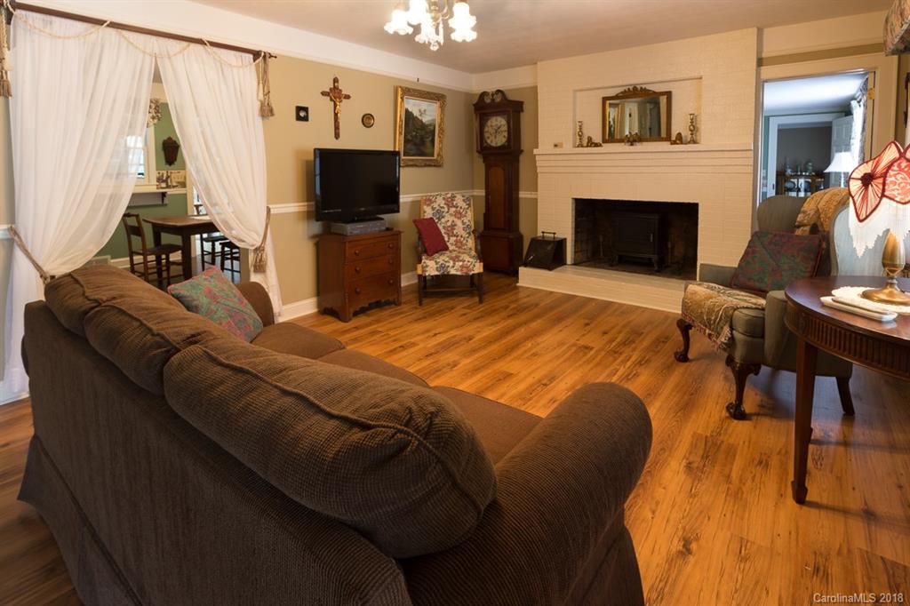 303 Chambers Road Waynesville, NC 28786 - Photo 7 of 24