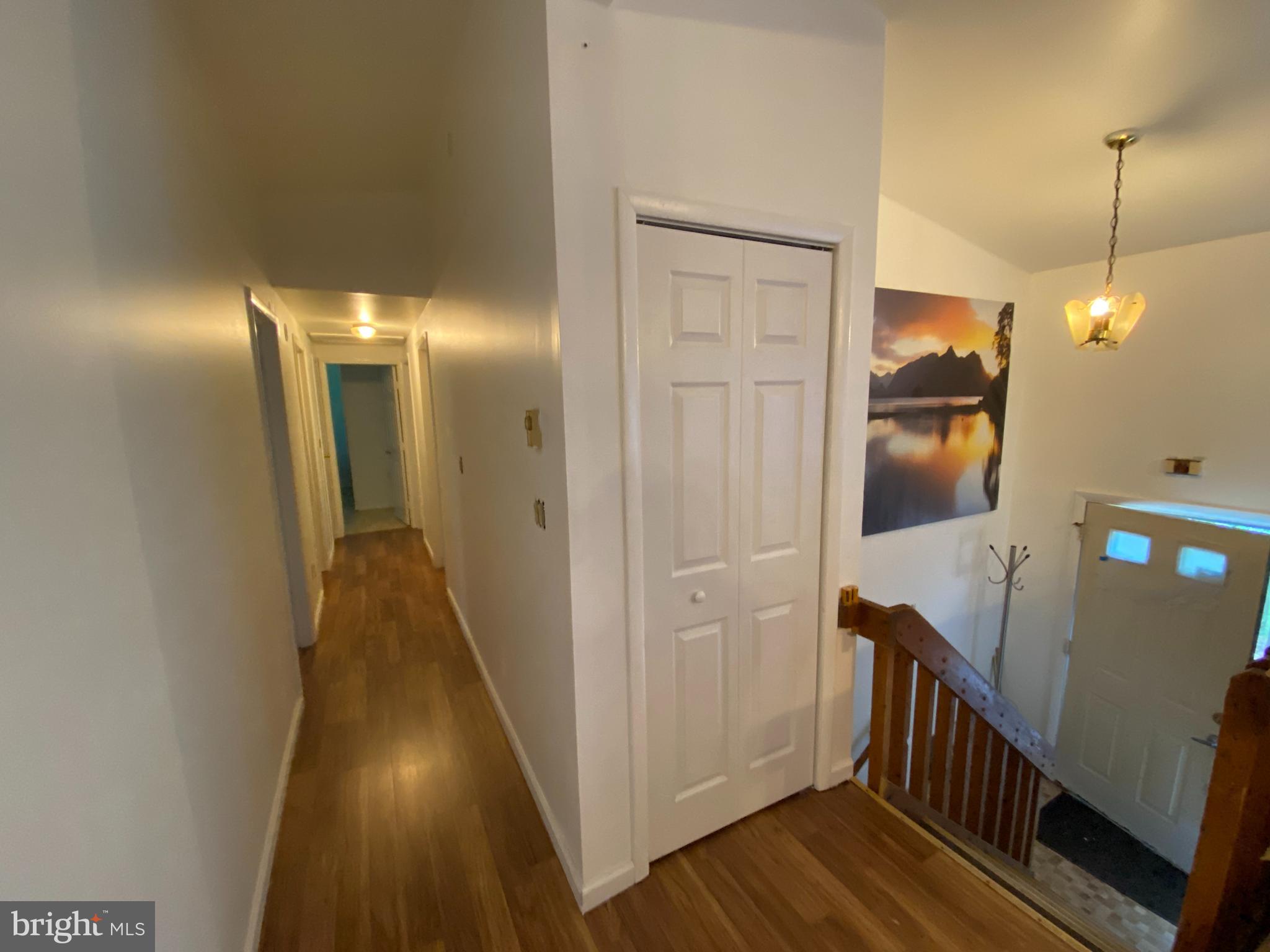 94 Buckhill Road Albrightsville, PA 18210 - Photo 9 of 41 Hallway