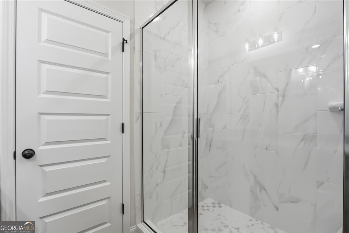 49 Wright Street, Unit 65 Lavonia, GA 30553 - Photo 35 of 57 a bathroom with a shower