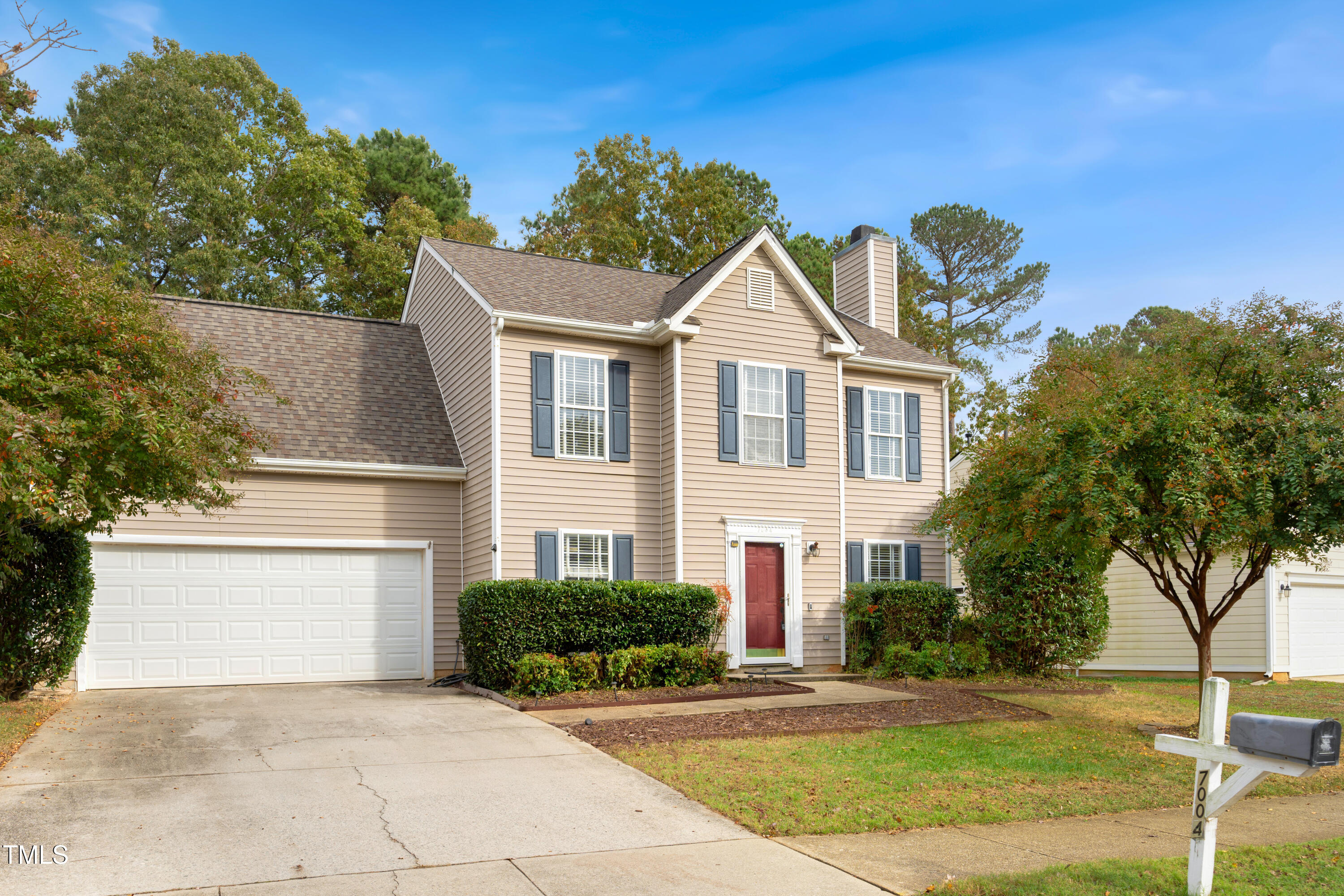 7004 Englehardt Drive Raleigh, NC 27617 - Photo 2 of 15 0-14