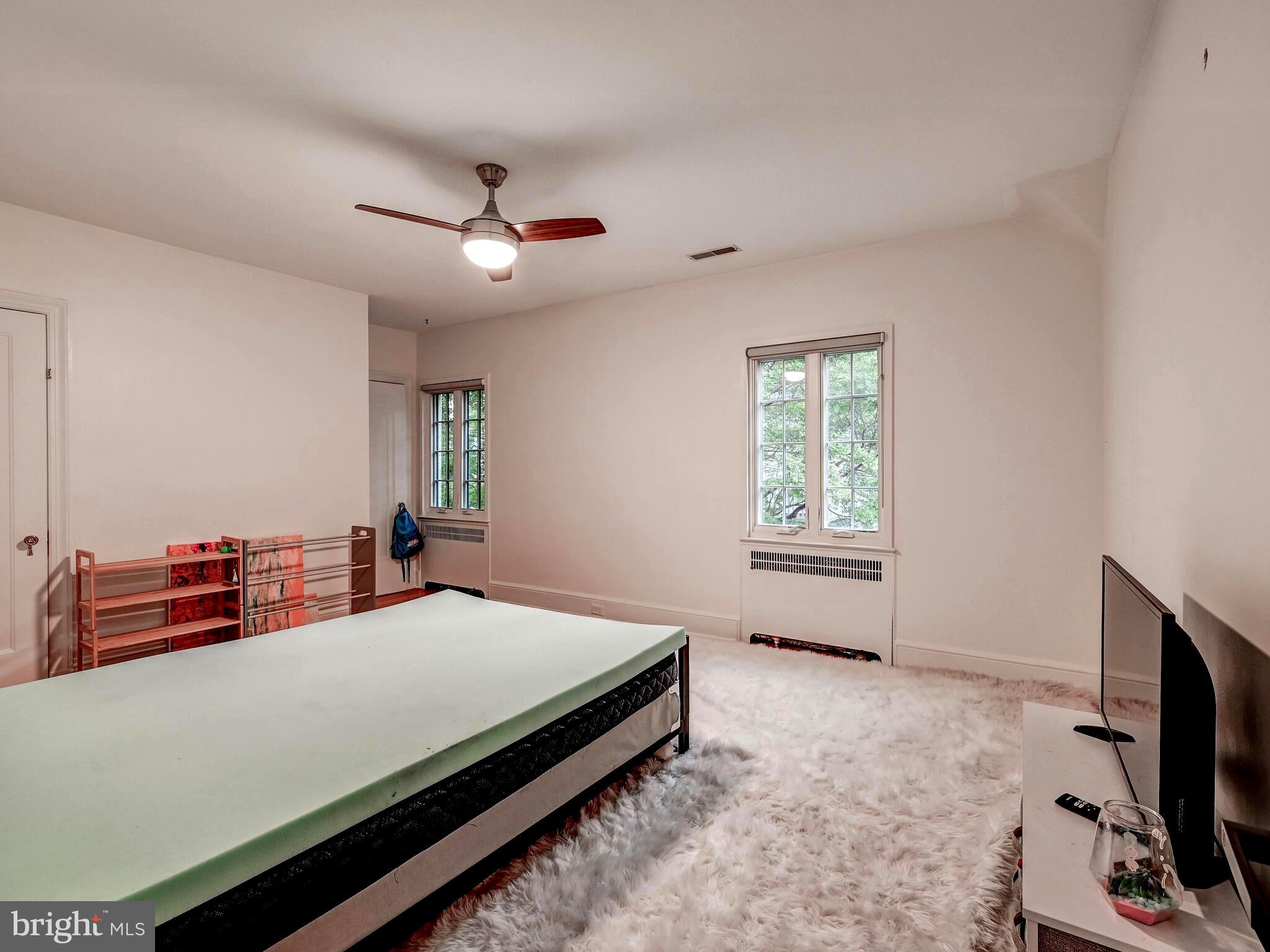 319 St Dunstans Road Baltimore, MD 21212 - Photo 39 of 44