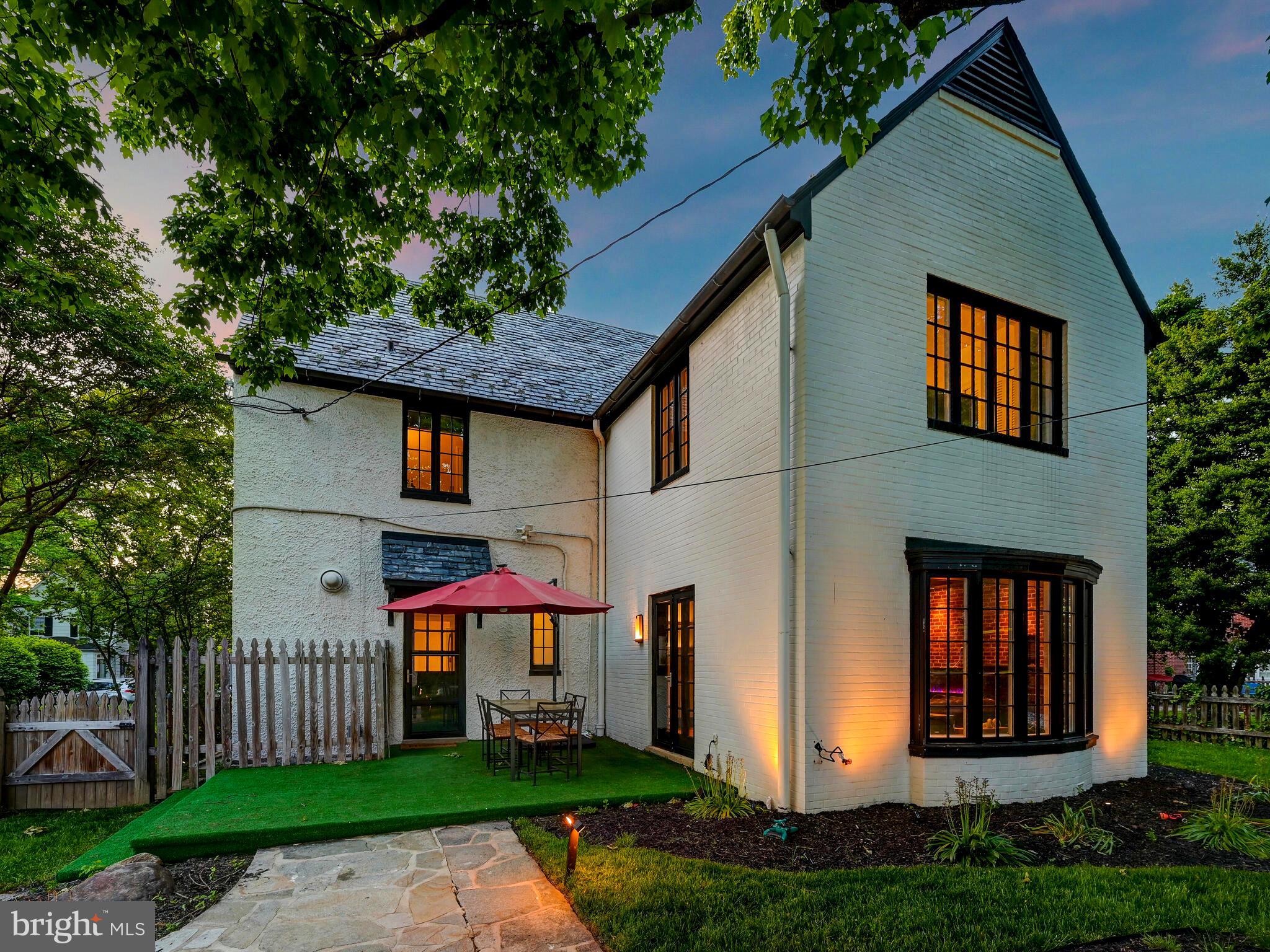319 St Dunstans Road Baltimore, MD 21212 - Photo 41 of 44