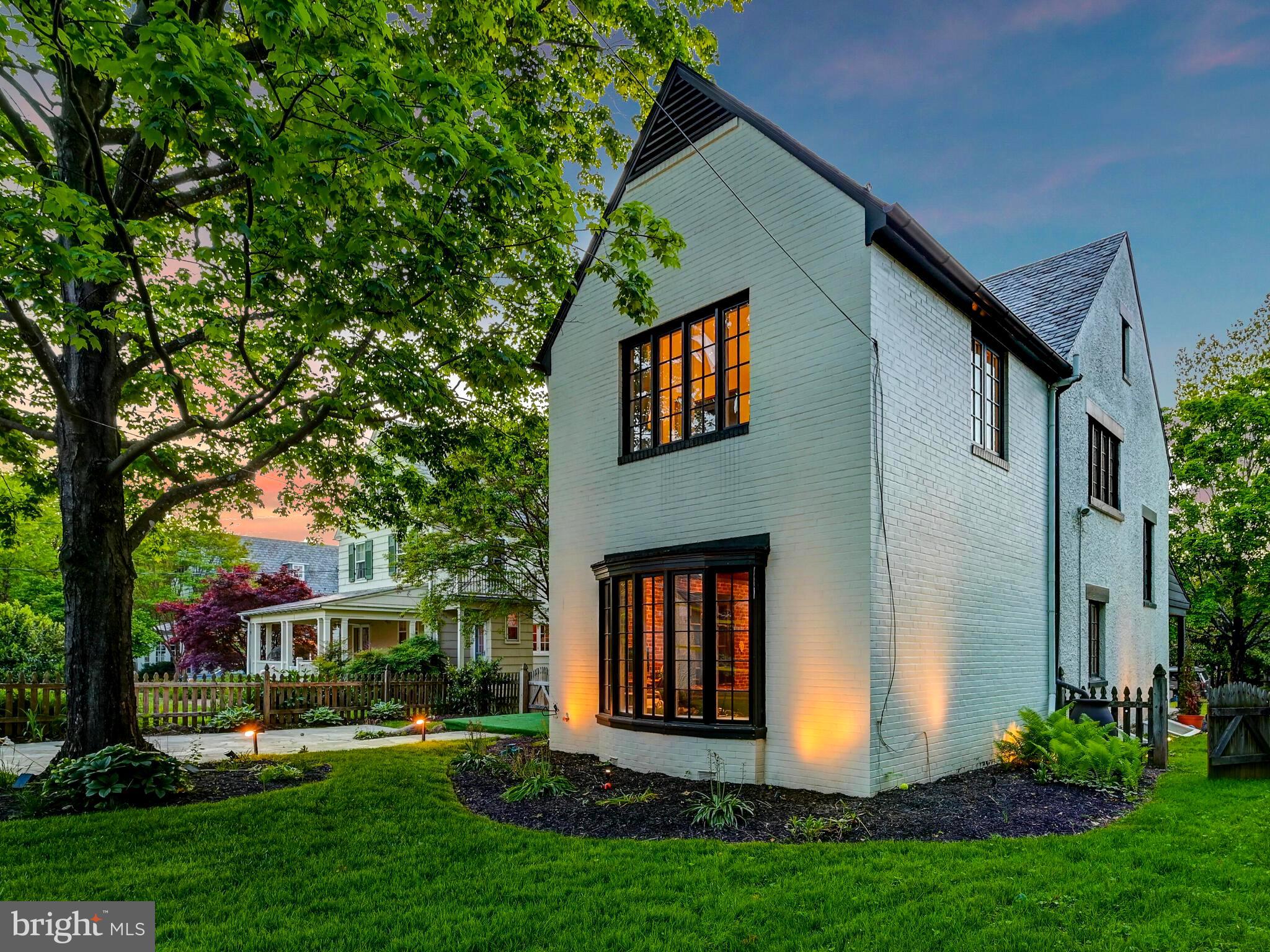319 St Dunstans Road Baltimore, MD 21212 - Photo 42 of 44