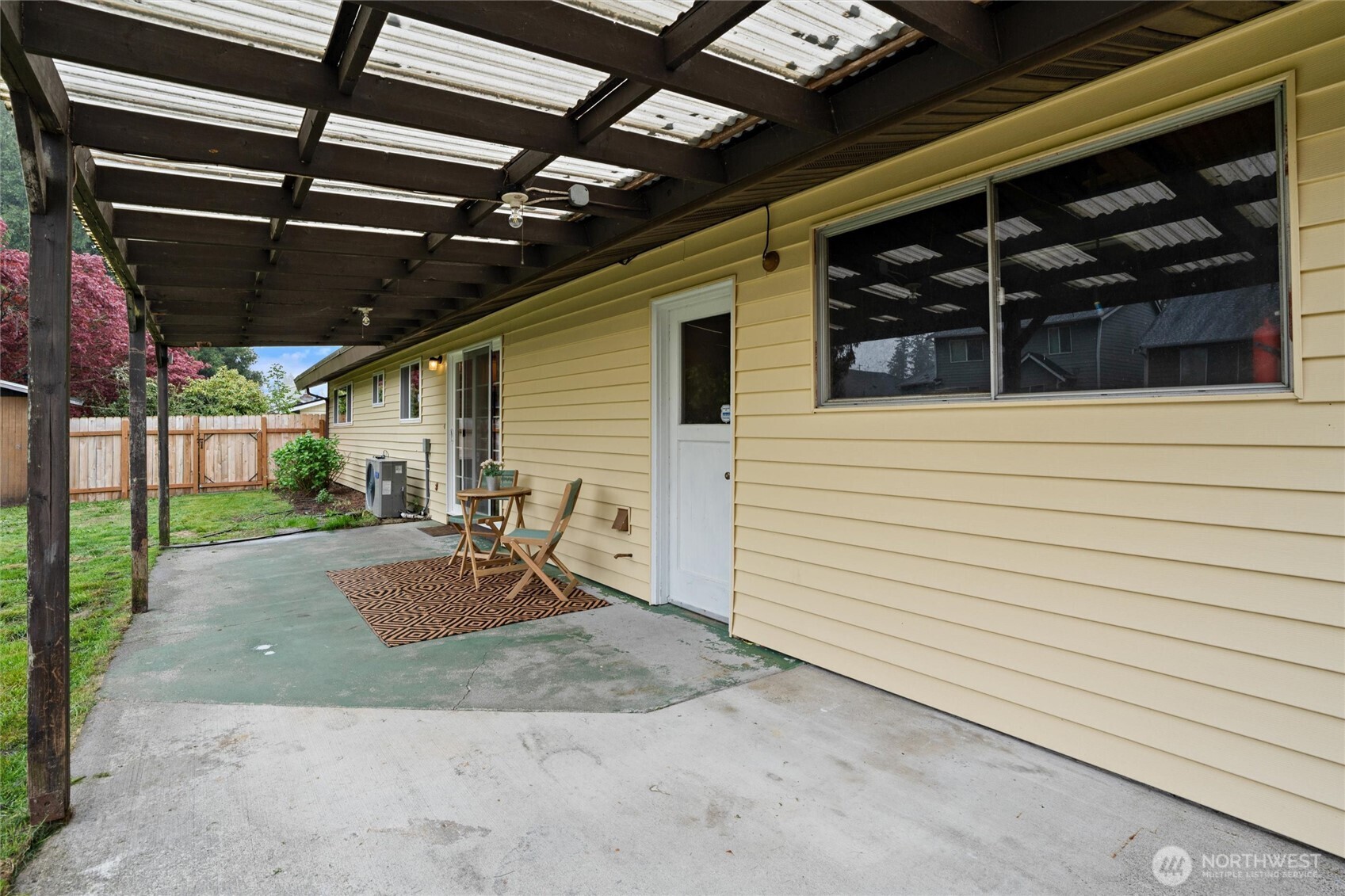 3876 Northeast Pinecone Drive Bremerton, WA 98310 - Photo 25 of 27 a view of a garage