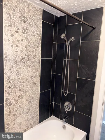 $1,100 | 244 North Fulton Avenue, Unit 2, Baltimore, MD 21223