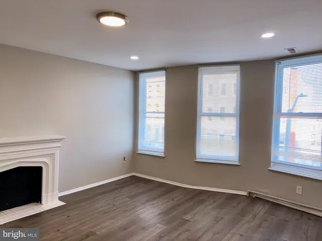 $1,100 | 244 North Fulton Avenue, Unit 2, Baltimore, MD 21223