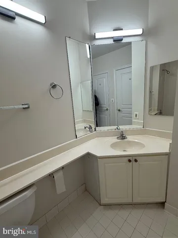 $2,200 | 12919 Alton Square, Unit 411, Herndon, VA 20170