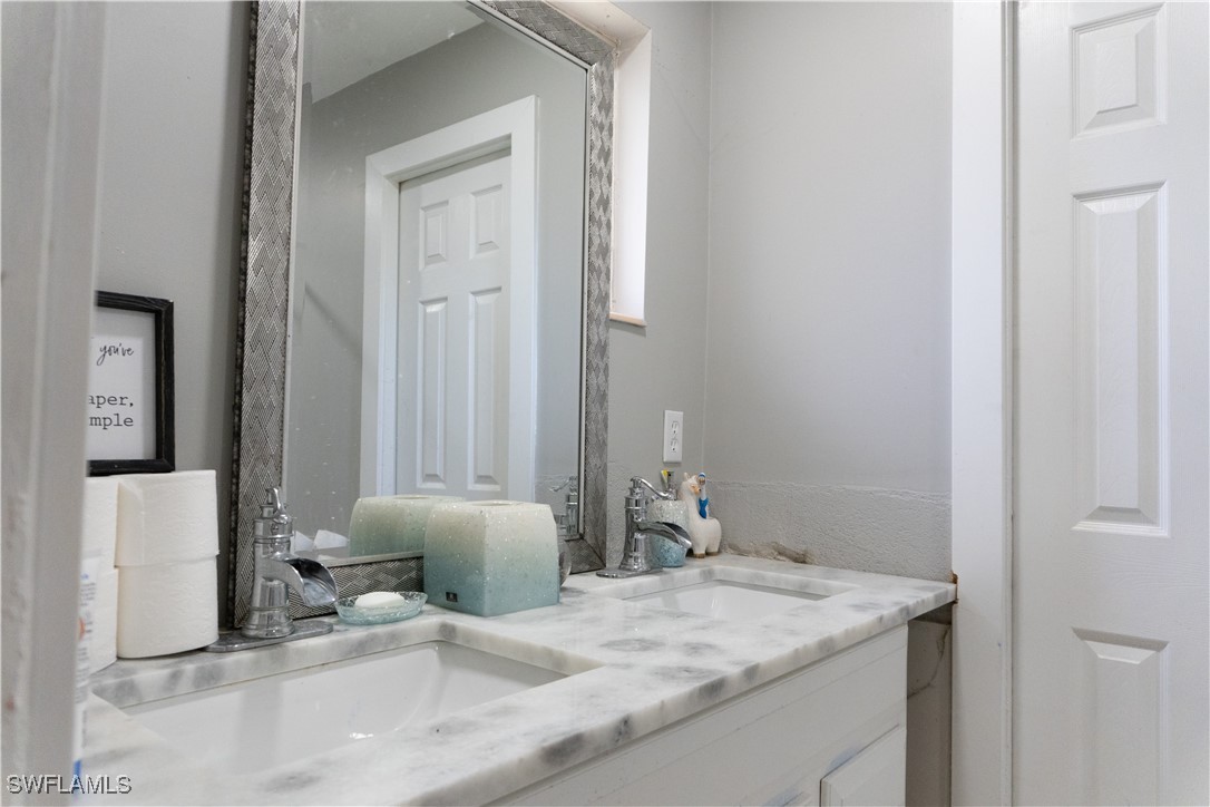 3388 East Riverside Drive Fort Myers, FL 33916 - Photo 20 of 45