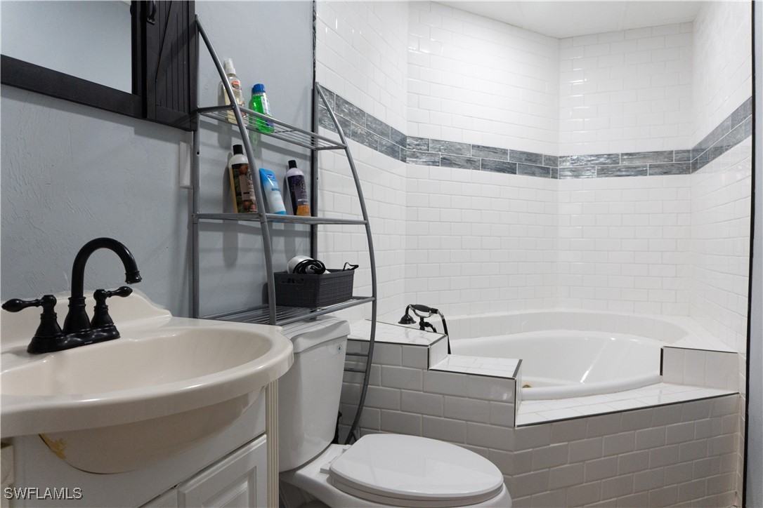 3388 East Riverside Drive Fort Myers, FL 33916 - Photo 34 of 45