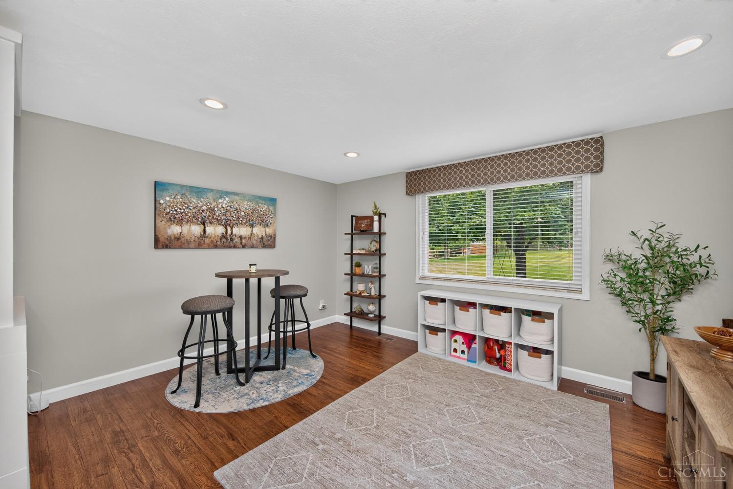 5467 Race Road Cincinnati, OH 45247 - Photo 19 of 59