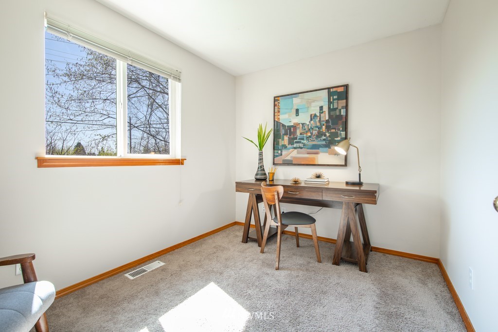 4022 204th Street Southeast, Unit A&B Bothell, WA 98012 - Photo 21 of 27 Gallery Image 21