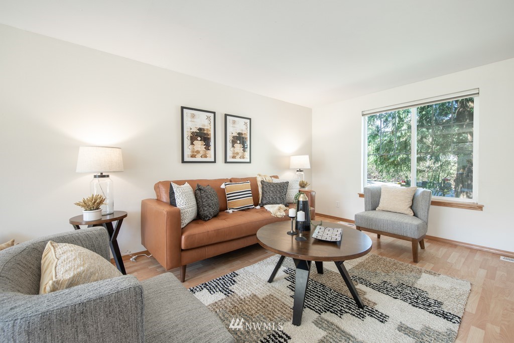 4022 204th Street Southeast, Unit A&B Bothell, WA 98012 - Photo 4 of 27 Gallery Image 4