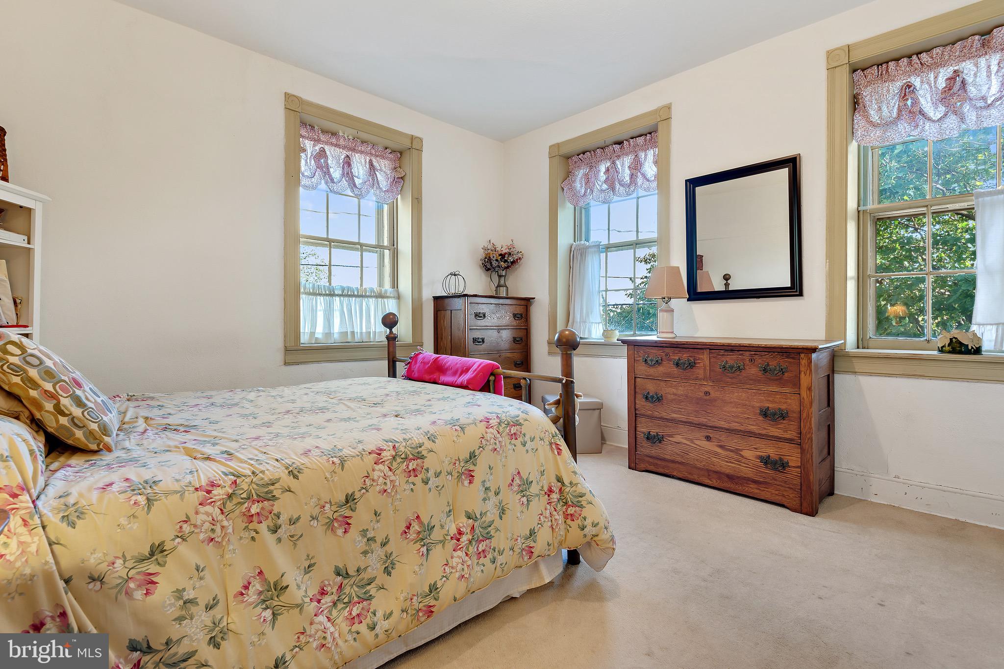 1501 Laudermilch Road Palmyra, PA 17078 - Photo 19 of 30 Gallery Image 19