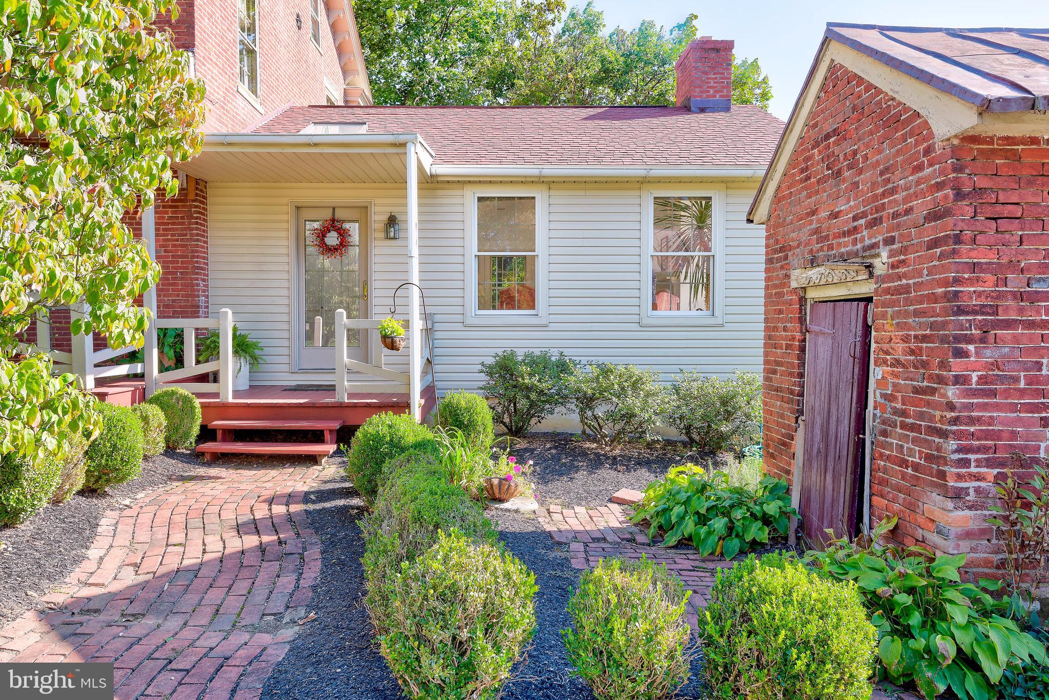 1501 Laudermilch Road Palmyra, PA 17078 - Photo 4 of 30 Gallery Image 4