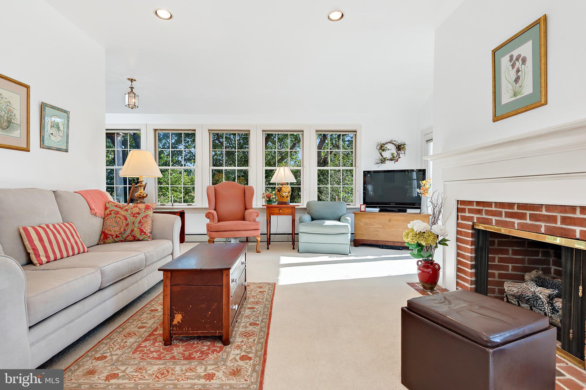 1501 Laudermilch Road Palmyra, PA 17078 - Photo 8 of 30 Gallery Image 8