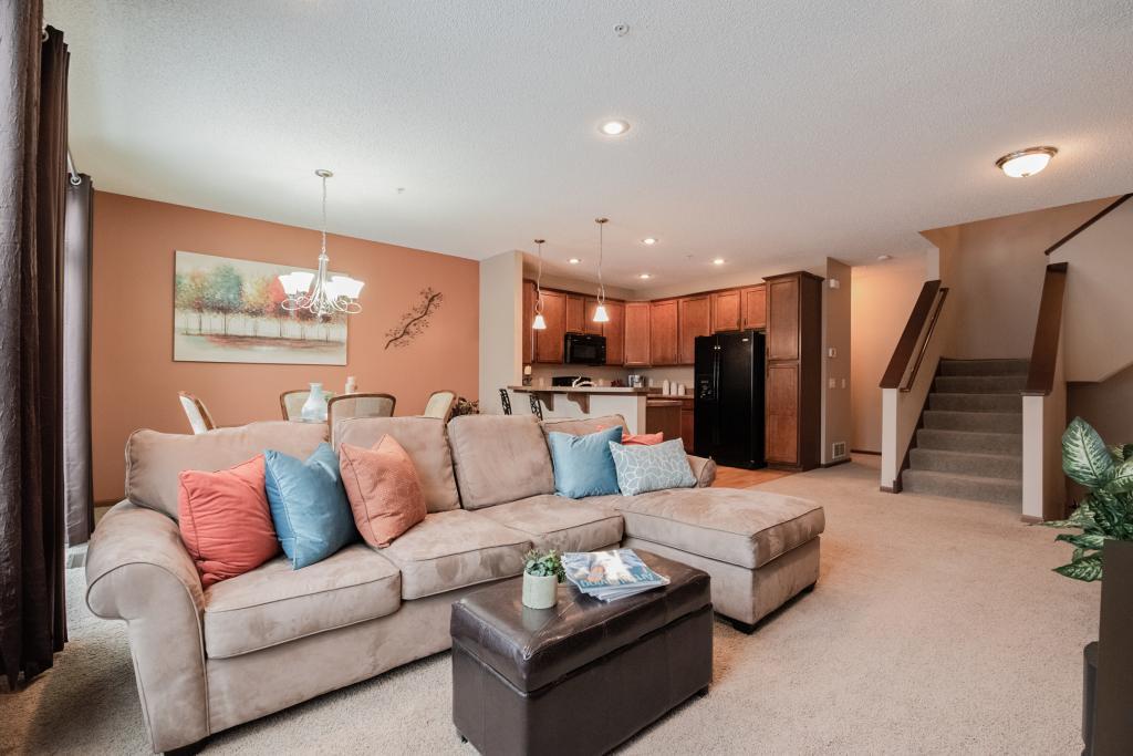 15621 Echo Ridge Road, Unit 909 Apple Valley, MN 55124 - Photo 8 of 23 Gallery Image 8