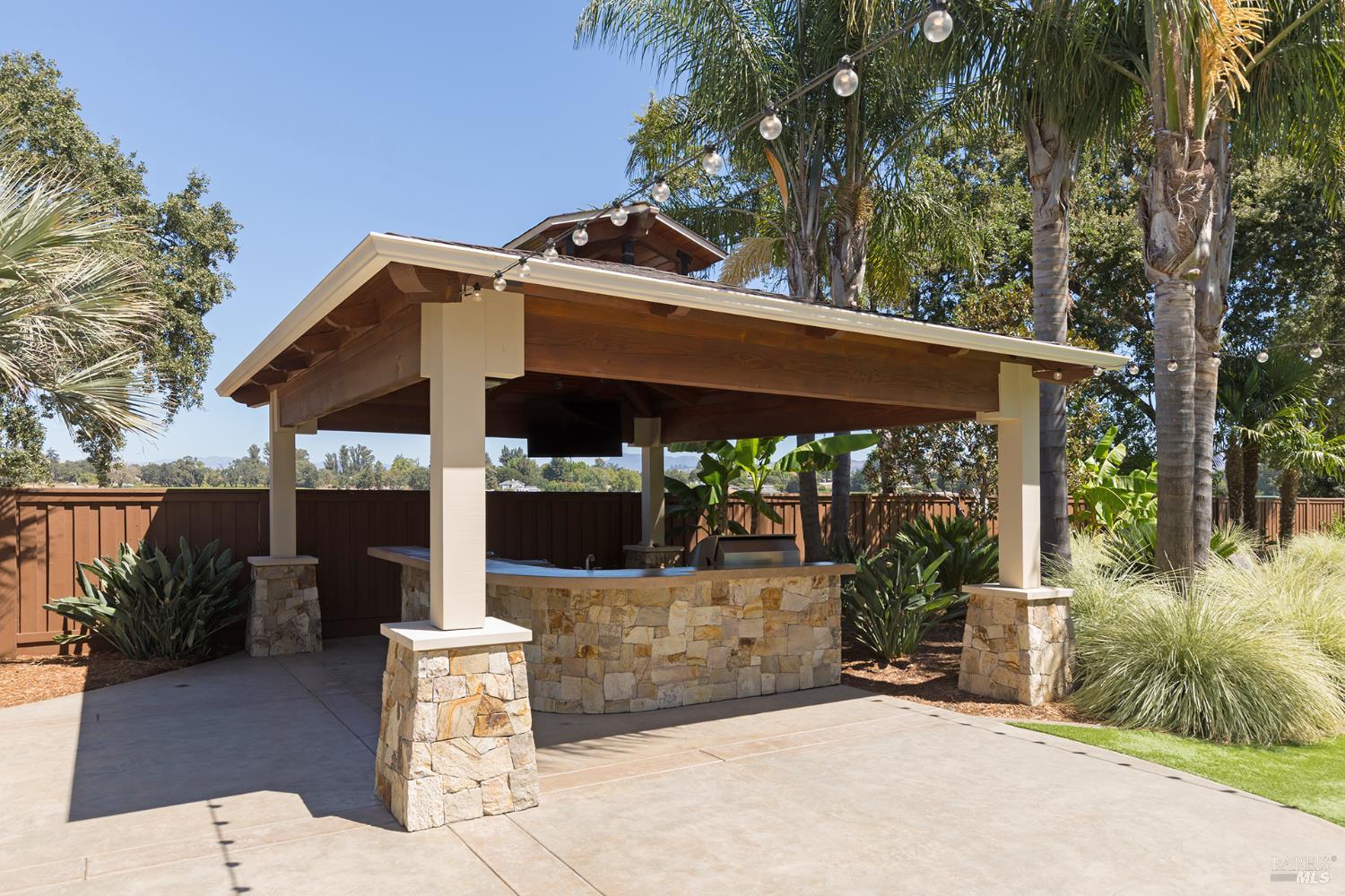 1636 Abramson Road Santa Rosa, CA 95401 - Photo 26 of 40