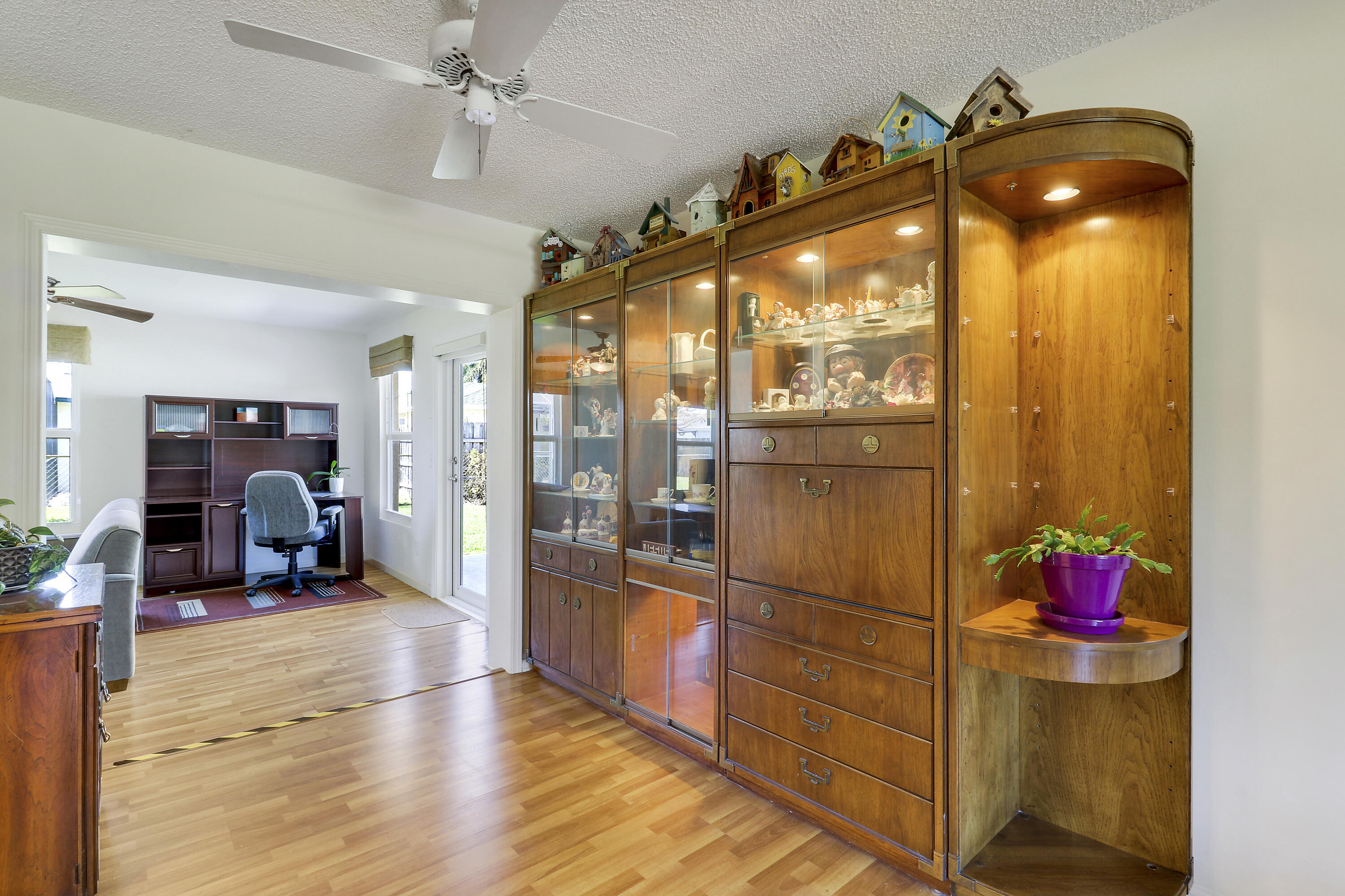 907 Prairie Road West Palm Beach, FL 33406 - Photo 16 of 27 Office / Den