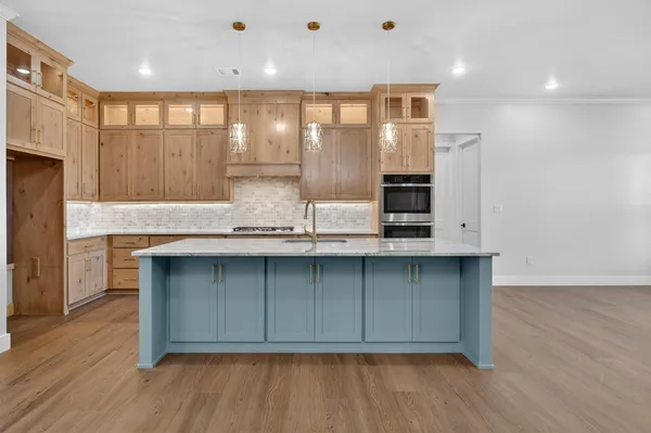 $739,700 | 16309 County Road 1260, Wolfforth, TX 79382