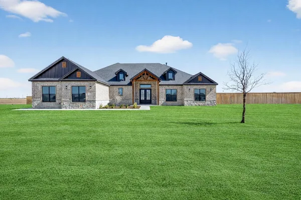 $739,700 | 16309 County Road 1260, Wolfforth, TX 79382