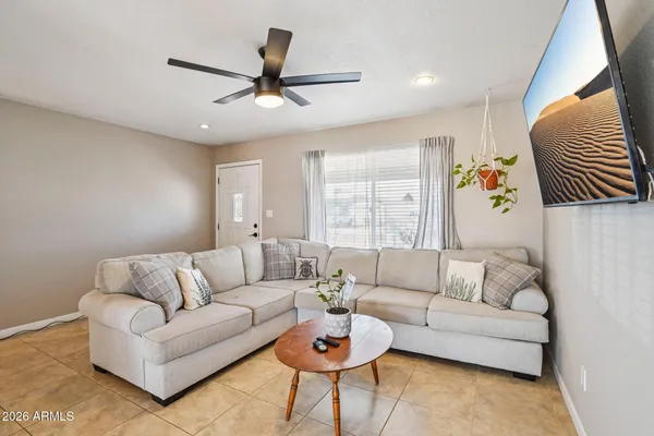 $358,880 | 1635 West Plana Avenue, Mesa, AZ 85202