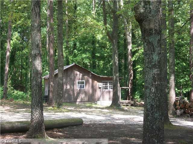 2114 Hickswood Road High Point, NC 27265 - Photo 3 of 4
