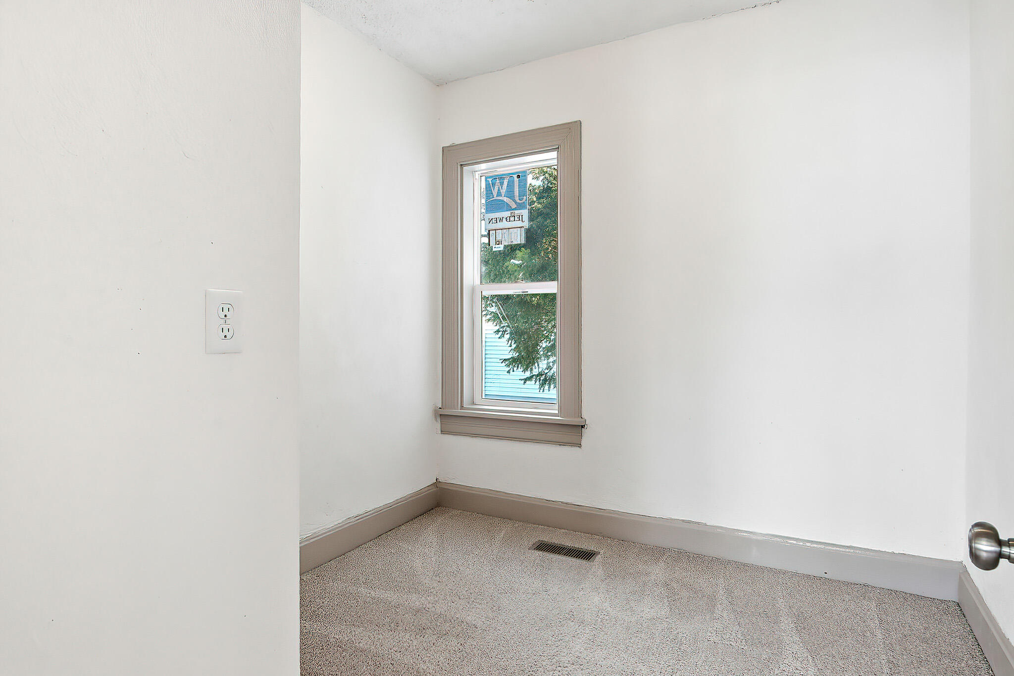 1929 53rd Street Kenosha, WI 53140 - Photo 18 of 28 1929 53rd-BR2-1