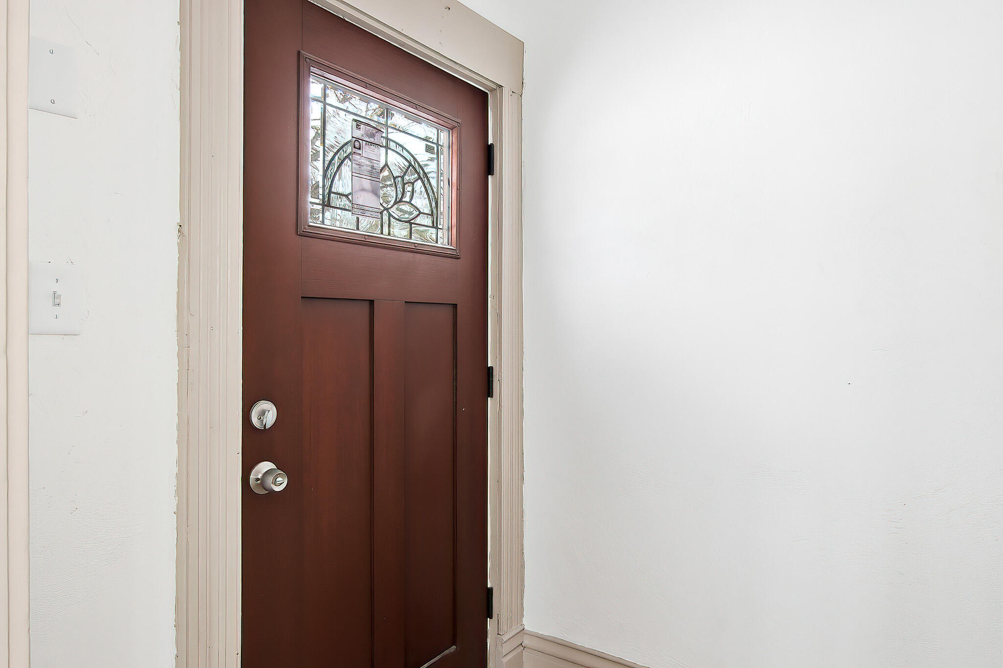 1929 53rd Street Kenosha, WI 53140 - Photo 3 of 28 1929 53rd-door-1