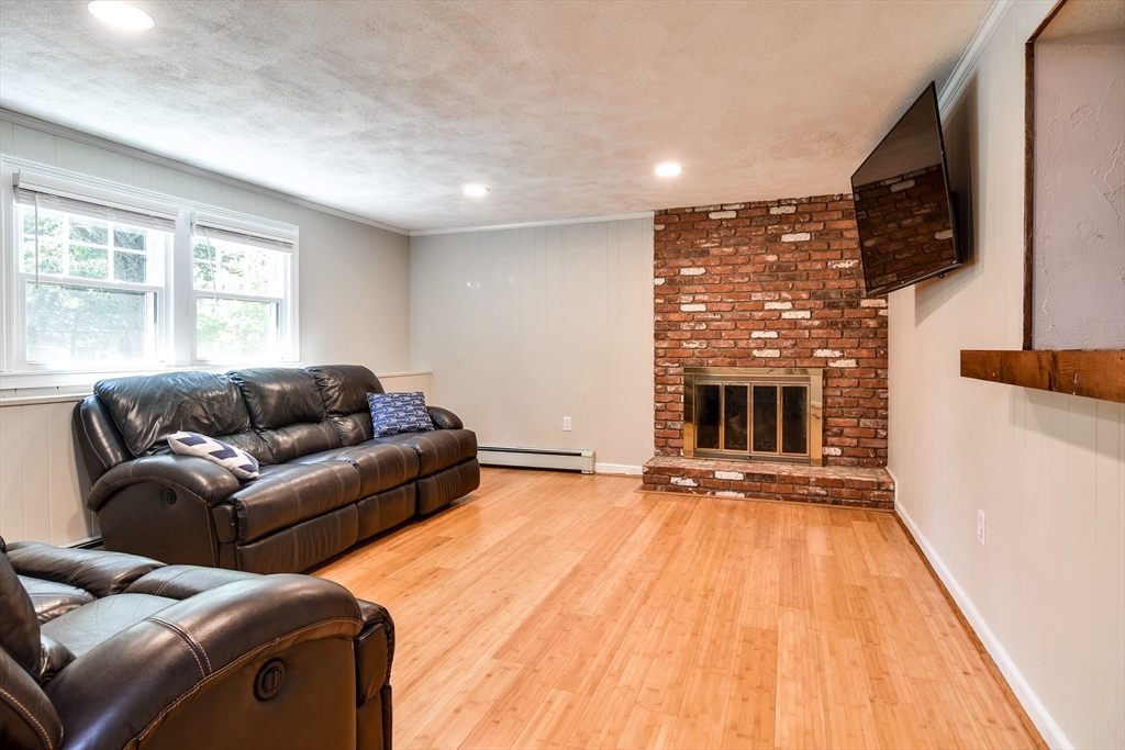 22 Teresa Road Hopkinton, MA 01748 - Photo 24 of 33 Gallery Image 24