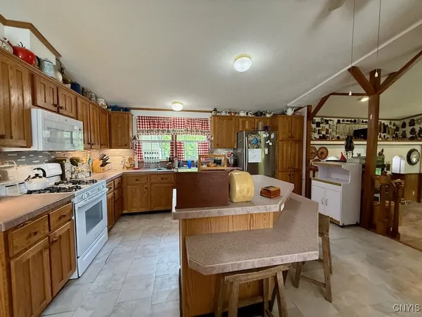 $419,900 | 2645 County Rte 15, Sandy Creek, NY 13145