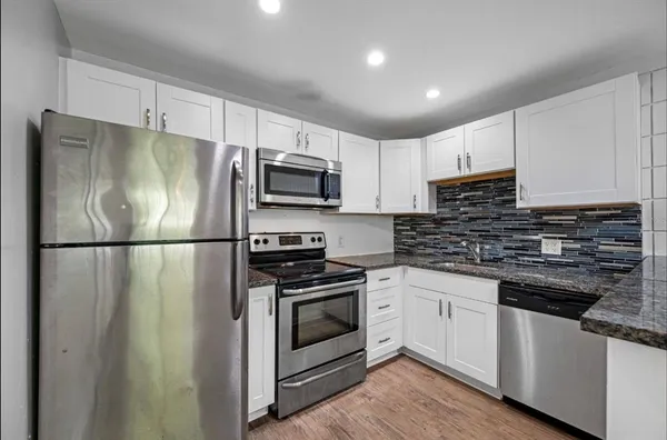 $1,650 | 3211 West De Leon Street, Tampa, FL 33609