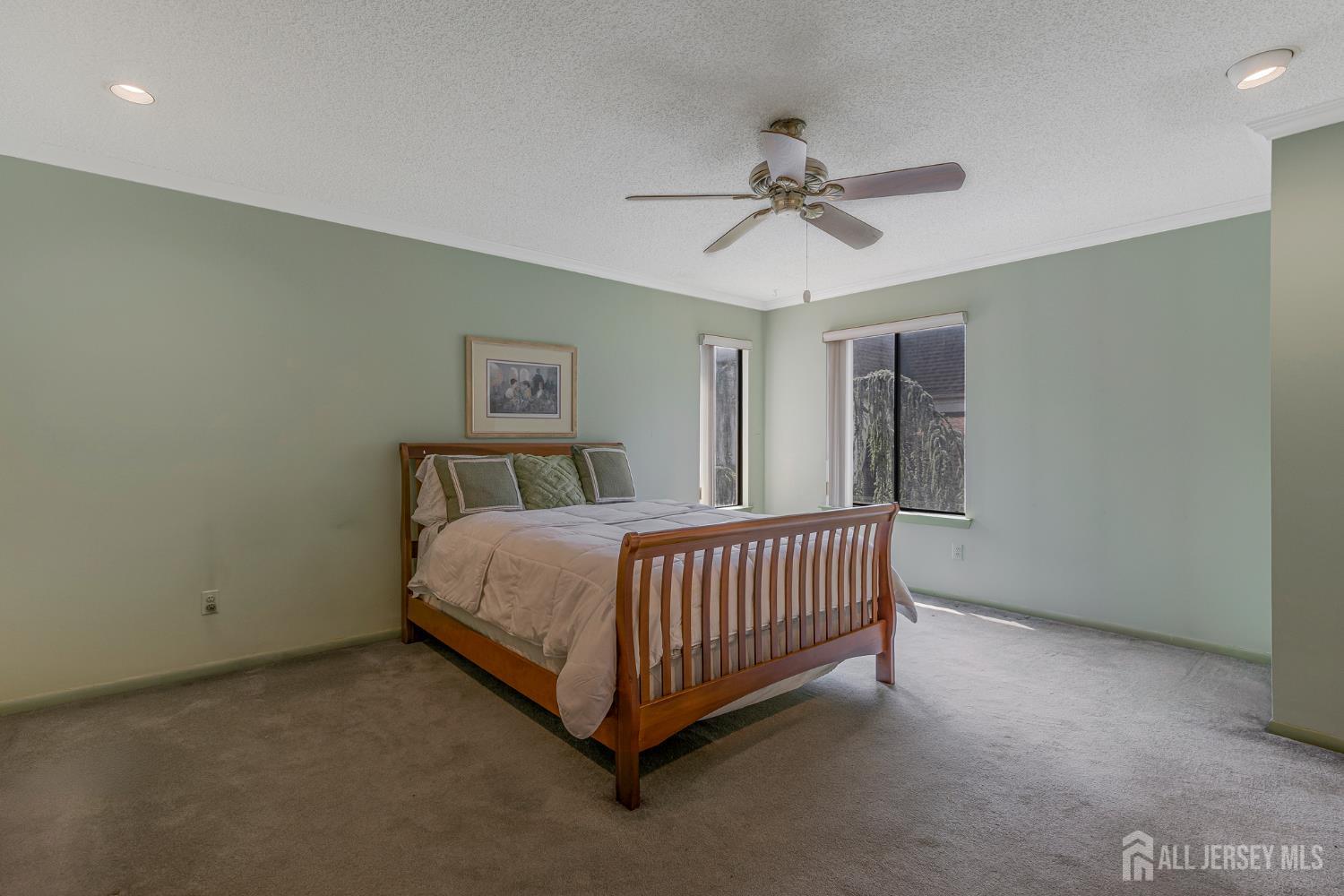 12 Carriage Place Edison, NJ 08820 - Photo 16 of 29