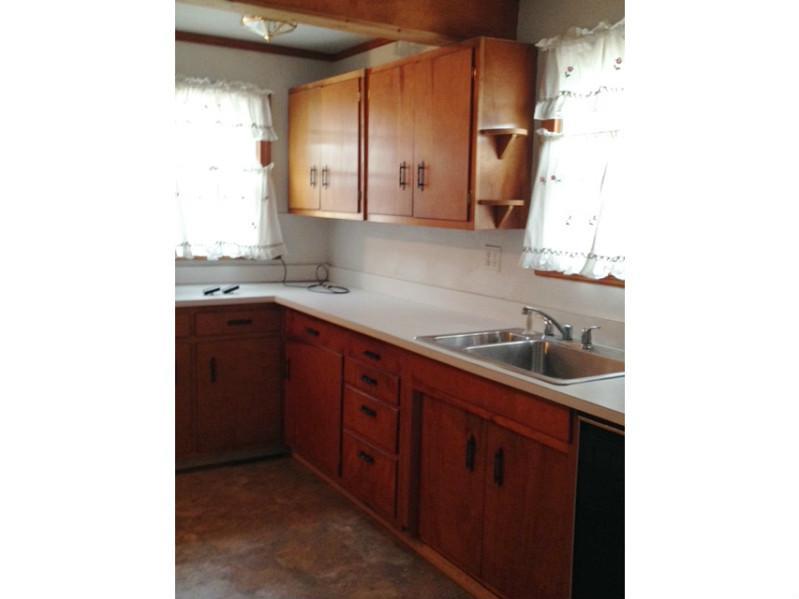 3432 Andover Road Anderson, IN 46013 - Photo 6 of 10 Gallery Image 6