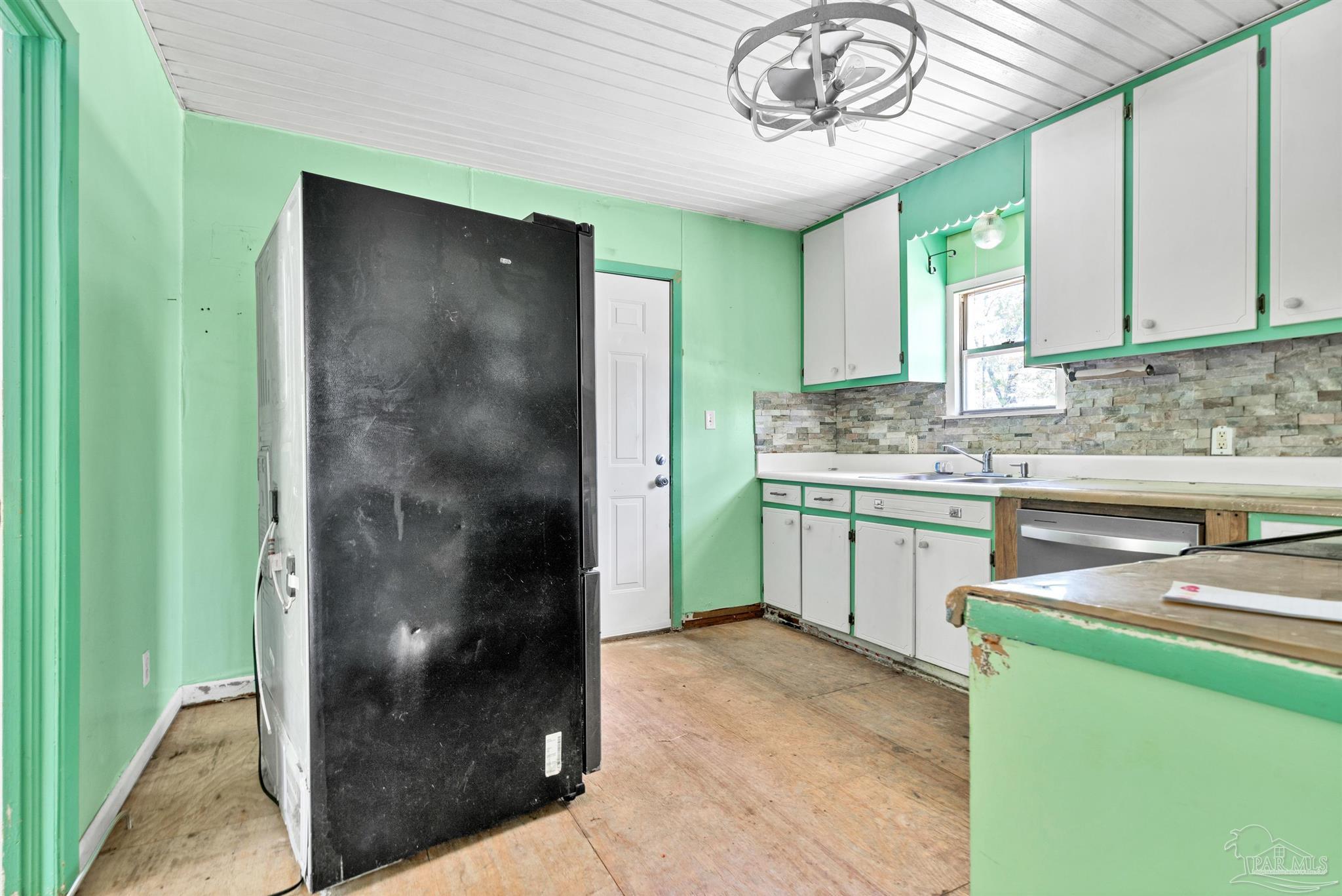 2305 Dale Hall Road Milton, FL 32570 - Photo 14 of 22 Gallery Image 14