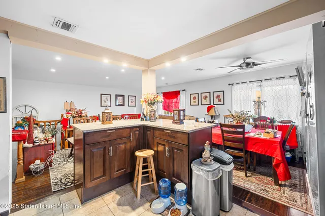 $999,999 | 181 Mosely Avenue | Annadale