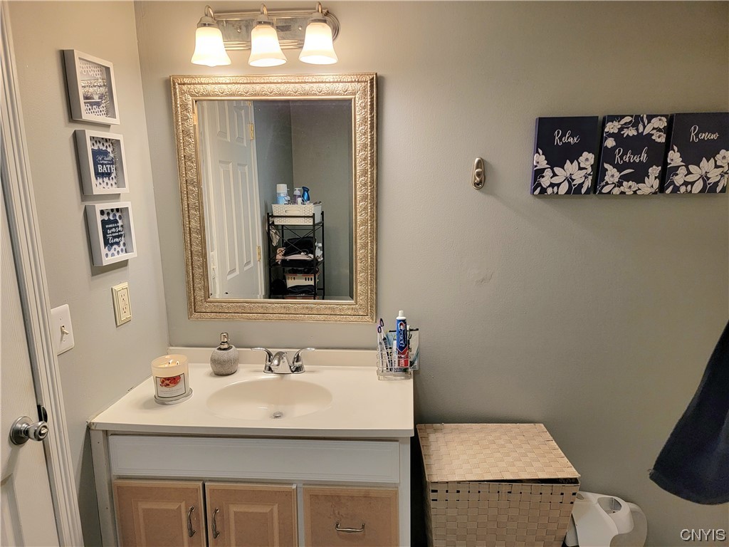 58 South Hamilton Street Elbridge, NY 13080 - Photo 19 of 34