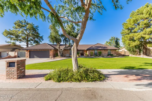 $1,075,000 | 1318 East La Vieve Lane, Tempe, AZ 85284