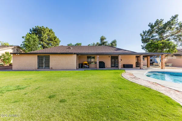 $1,075,000 | 1318 East La Vieve Lane, Tempe, AZ 85284