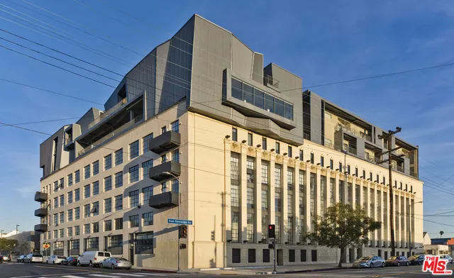 $2,800 | 200 North San Fernando Road, Unit 208, Los Angeles, CA 90031