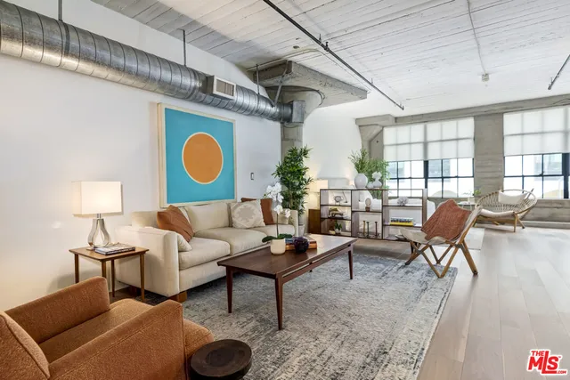 $2,800 | 200 North San Fernando Road, Unit 208, Los Angeles, CA 90031