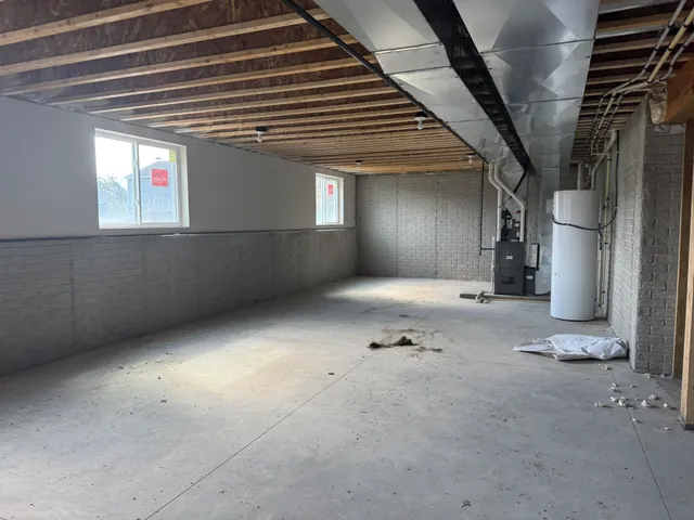 $593,916 | 1072 5th Avenue, Union Grove, WI 53182