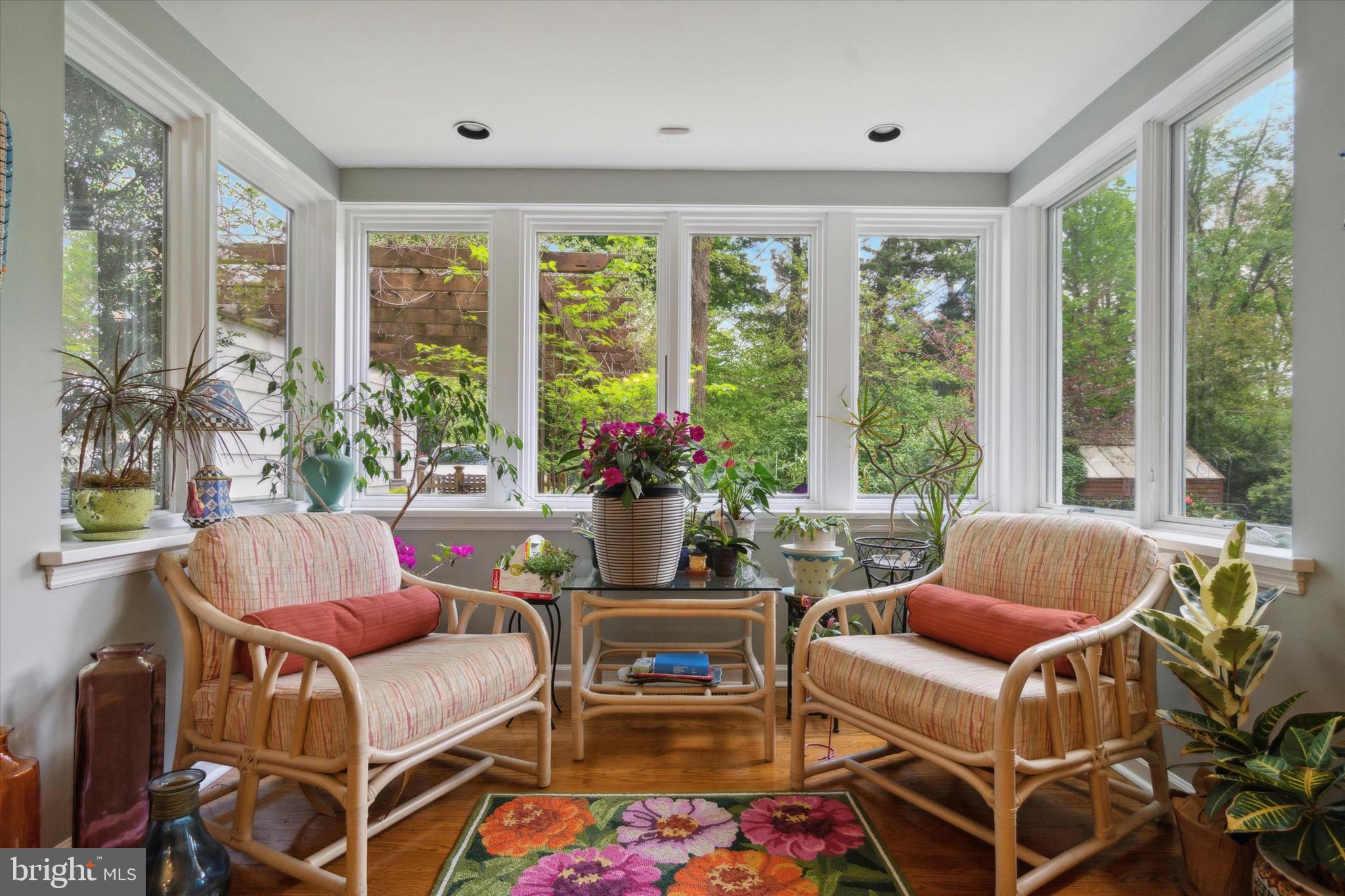 1110 Kingsley Road Rydal, PA 19046 - Photo 18 of 80 Beautiful "Bump Out in dining room