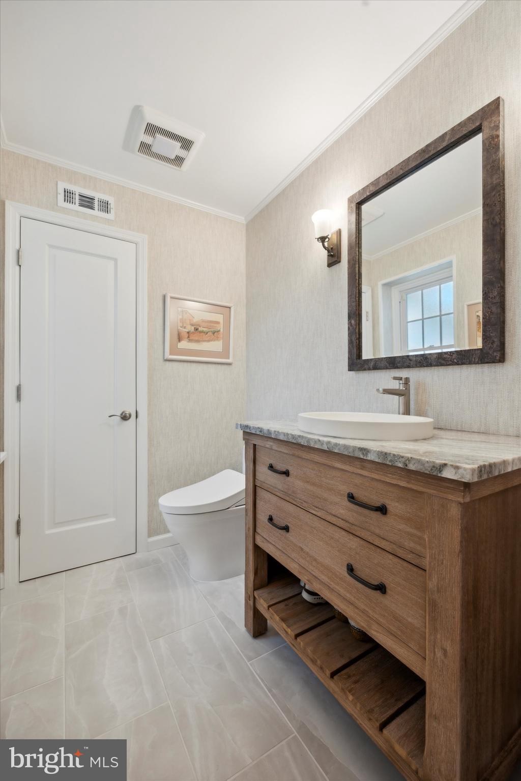 1110 Kingsley Road Rydal, PA 19046 - Photo 31 of 80 First floor powder room